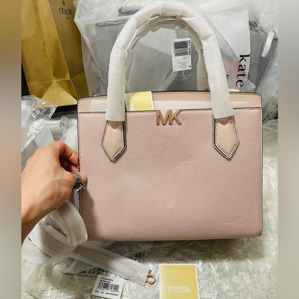 NWT Michael Kors Montgomery Large Pebbled Leather Satchel In Blossom Color - Picture 4 of 12